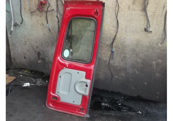 Дверка задня розпашна права під скло Renault Kangoo, до 2003 р